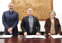 El Arzobispado de Santiago, Cáritas Diocesana y el COAG impulsan un plan para transformar casas rectorales y patrimonio eclesiástico en viviendas de emergencia